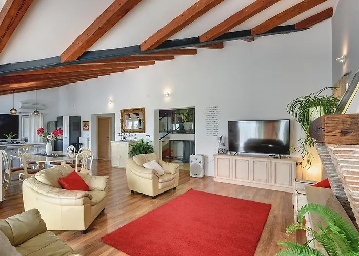 In Rovinj With Pool & Bubble Bath Vila *